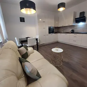 Lana Apartman